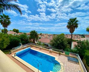 Vista exterior de Casa o xalet en venda en Alcalà de Xivert amb Aire condicionat, Calefacció i Jardí privat