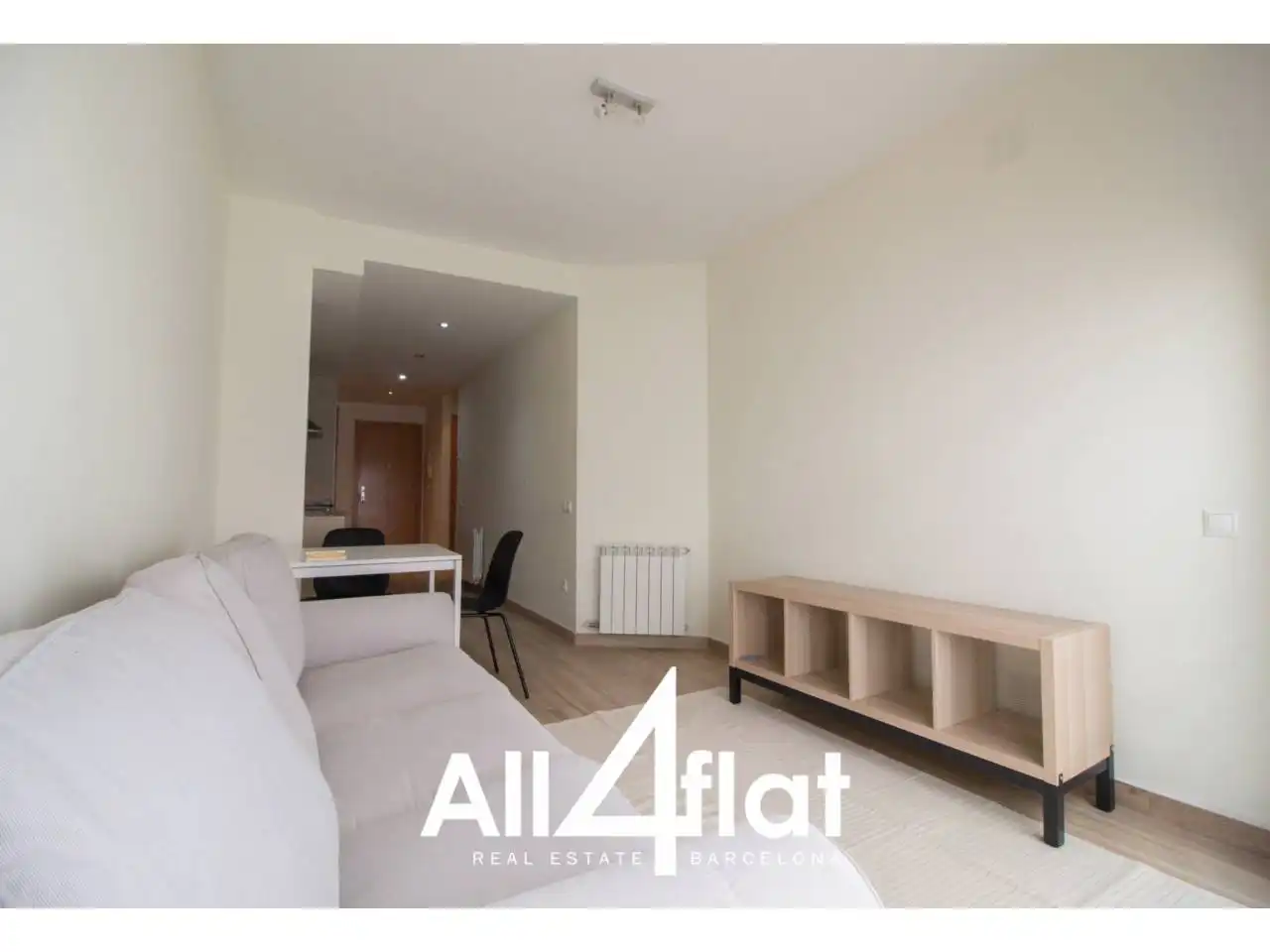 Living room of Flat for rent in Barcelona  with Parquet flooring, Terrace and Furnished