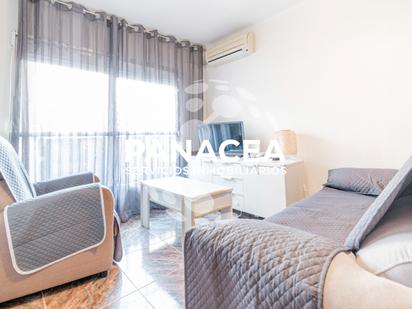 Bedroom of Flat for sale in  Almería Capital  with Furnished, Washing machine and Microwave