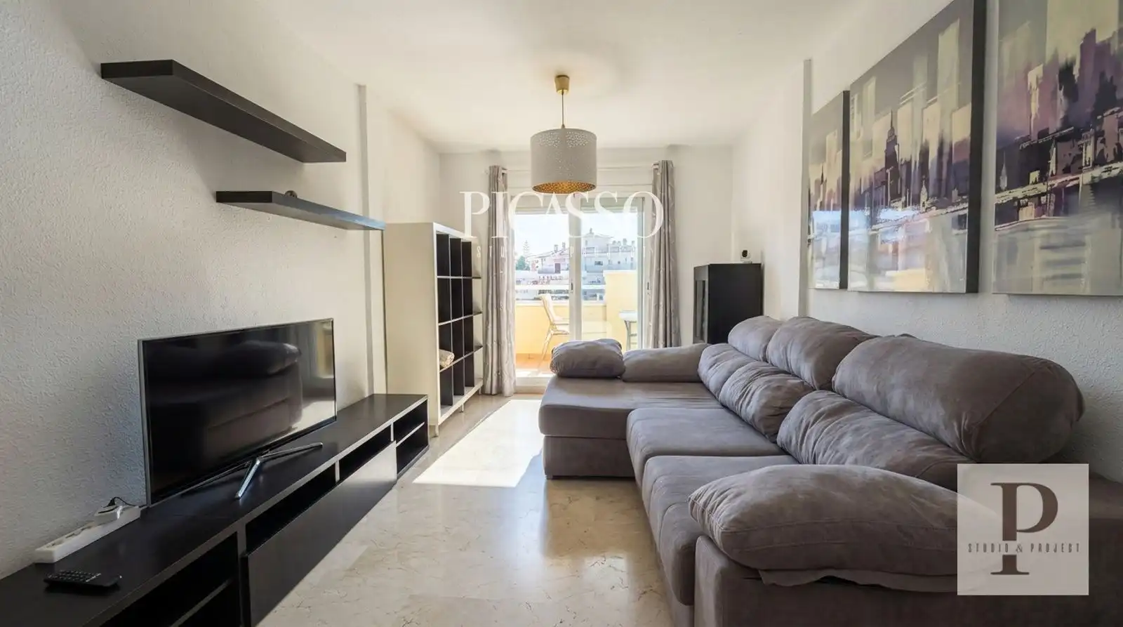 Flat with pool for sale in Torrequebrada, imagen 2