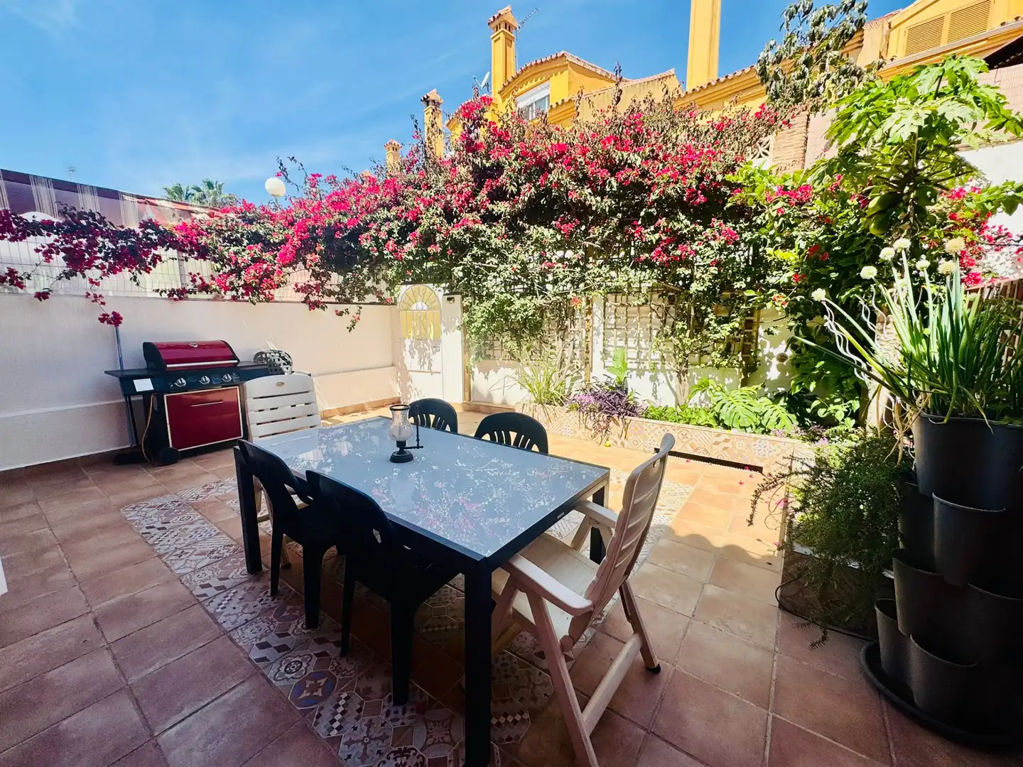 Terrassa de Casa adosada en venda en Fuengirola amb Aire condicionat, Terrassa i Traster