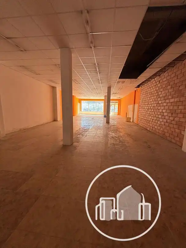 Local comercial de lloguer a Medina de Pomar, imagen 4