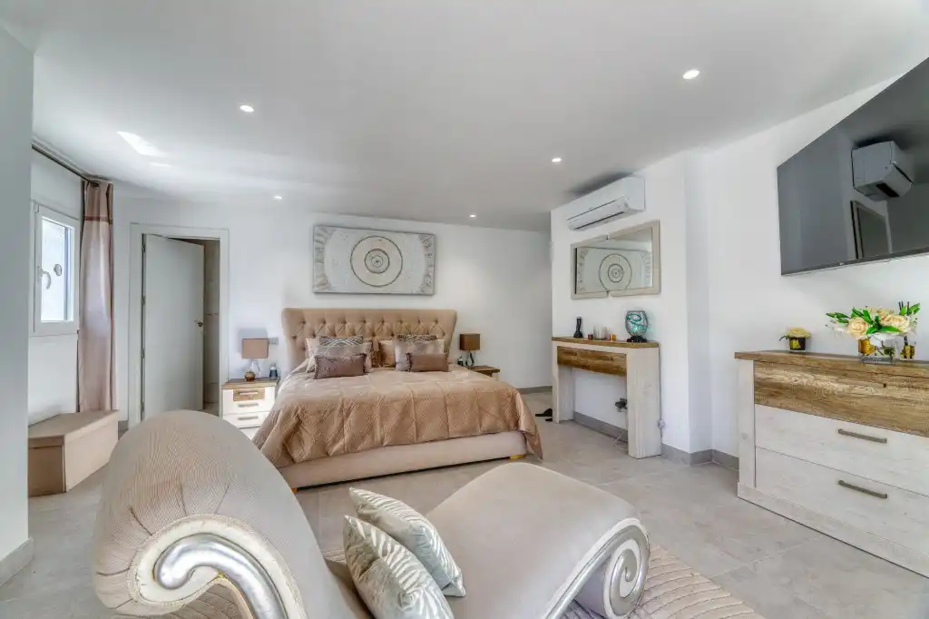 Bedroom of Houses for sale in Calvià  with Private garden, Terrace and Swimming Pool