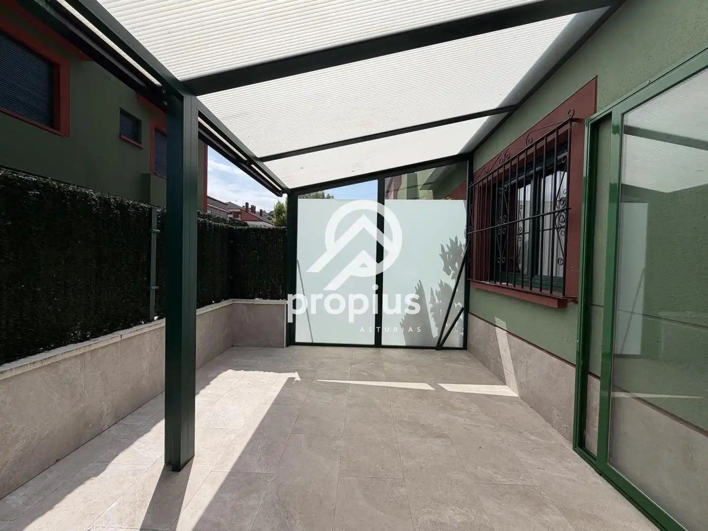 Terrassa de Casa adosada en venda en Parres amb Aire condicionat, Calefacció i Terrassa