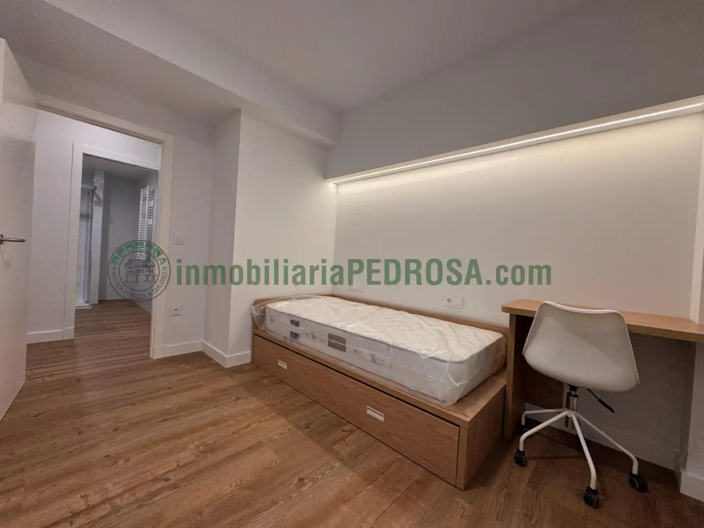 Wohnung zur Miete in BENITO CORBAL, Zona de Plaza de Barcelos
