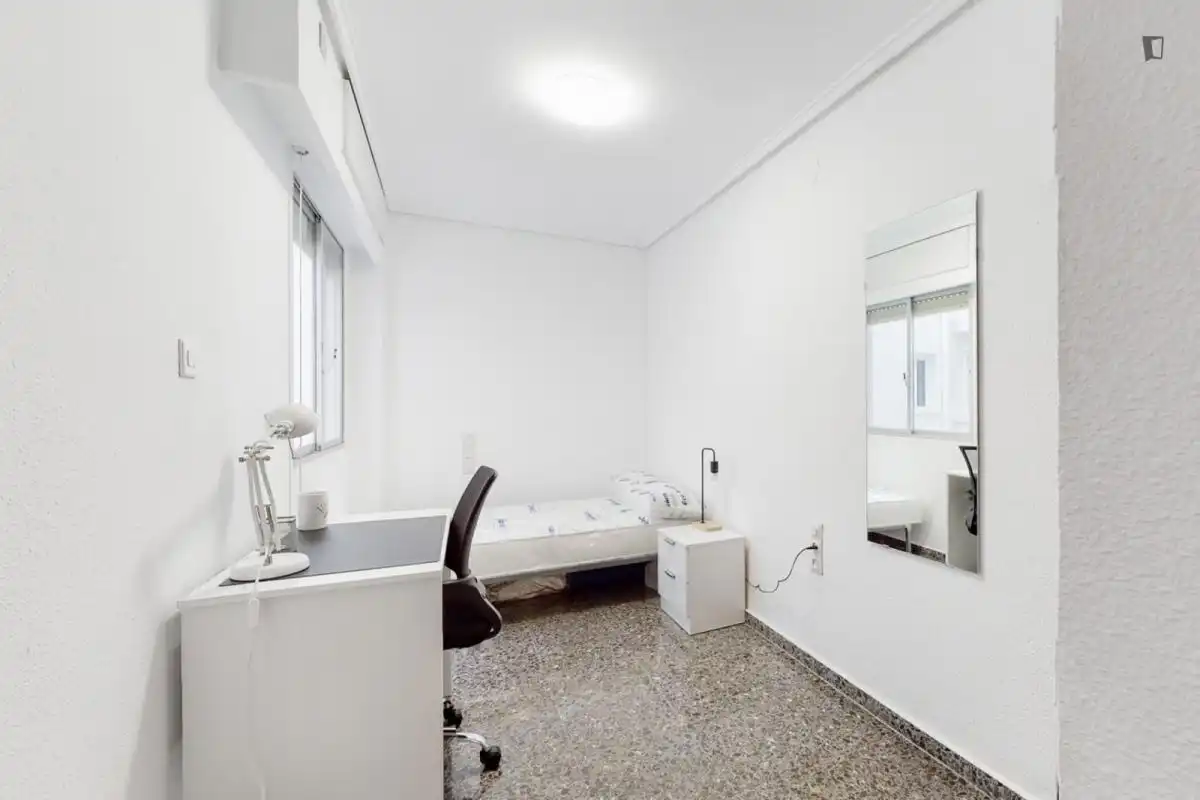 Habitación en Zona Avenida al Vedat