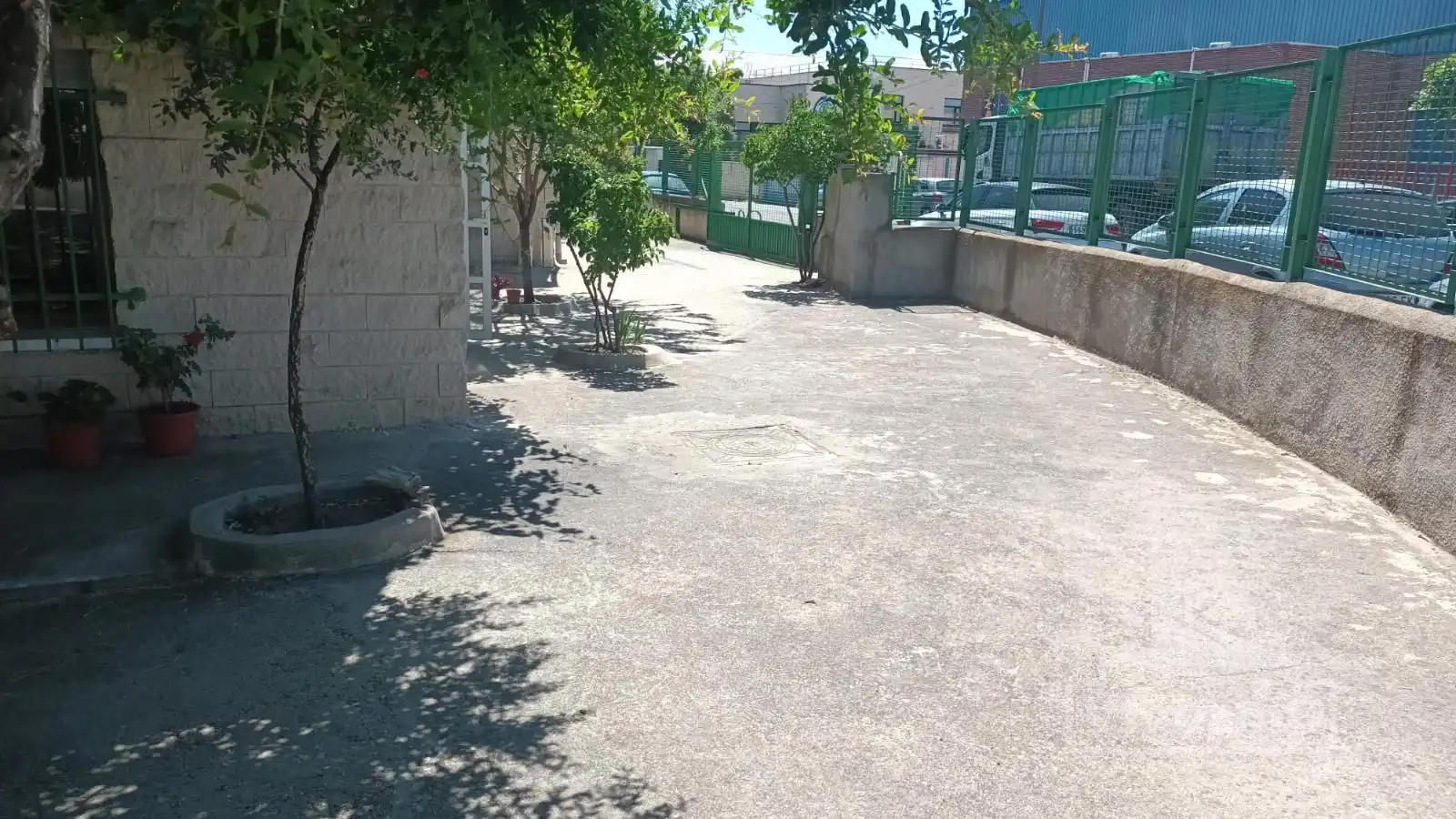 Aparcament de Nau industrial en venda en Daganzo de Arriba