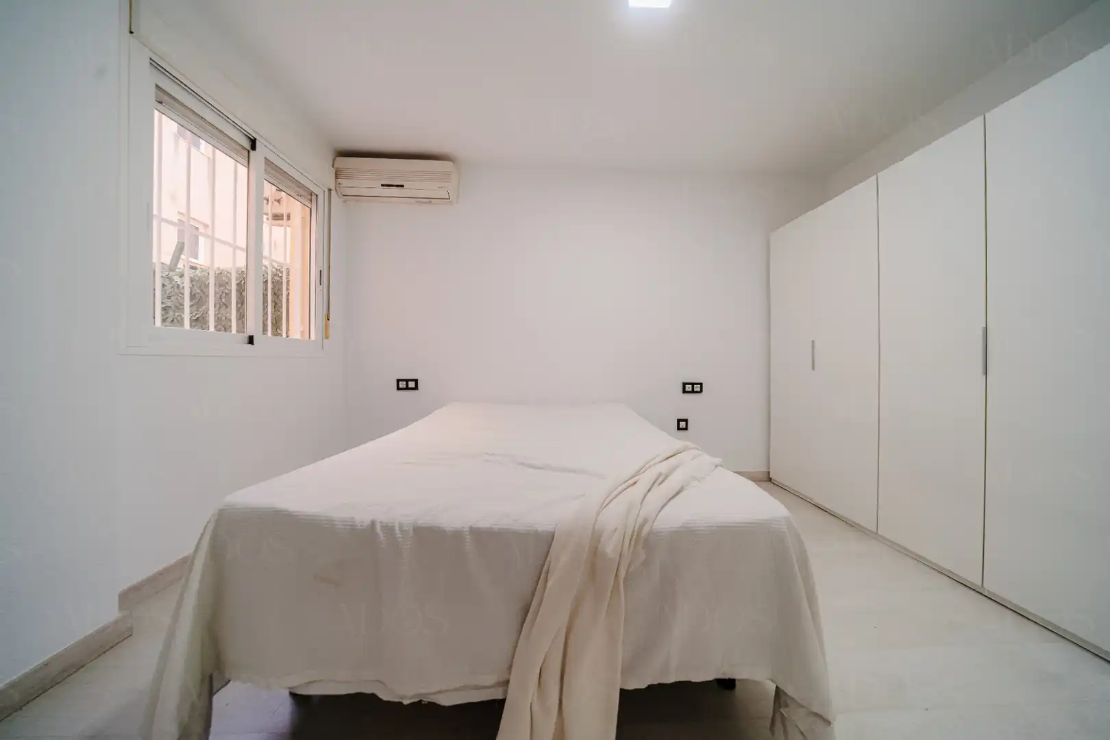 Bedroom of Apartments for sale in Roquetas de Mar  with Furnished