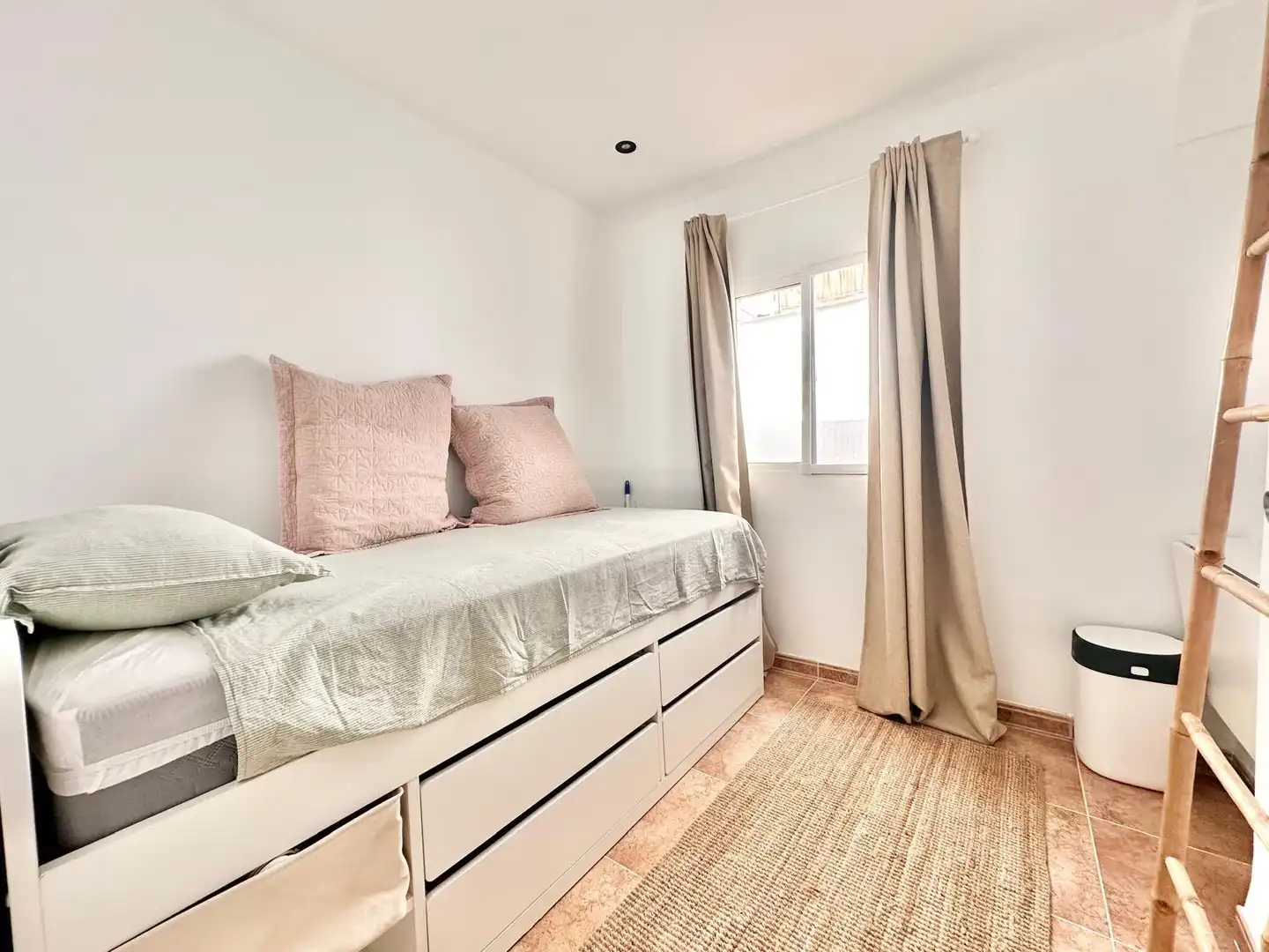 Habitación de Casa o chalet en venta en Málaga con Aire acondicionado y Amueblado