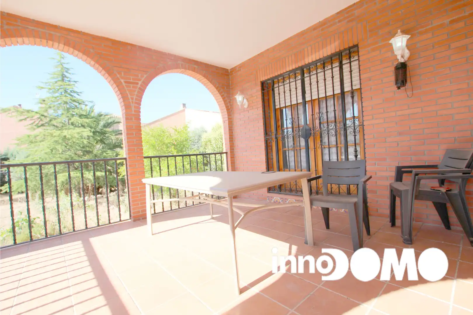 Garden of Houses for sale in Bargas  with Air Conditioner, Heating and Private garden