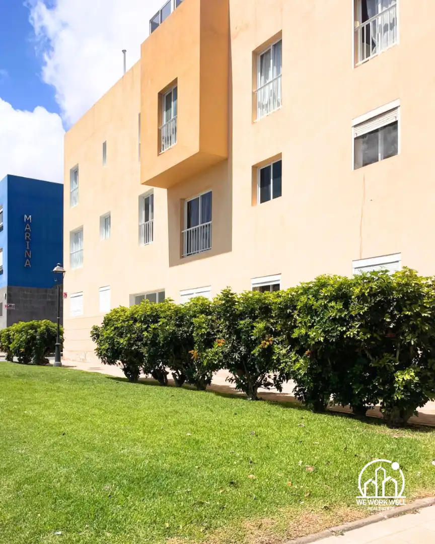 Vista exterior de Casa adosada en venda en Puerto del Rosario amb Jardí privat, Parquet i Terrassa