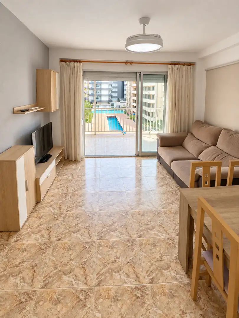 Apartment mit Aufzug zur Miete in Playa de Levante