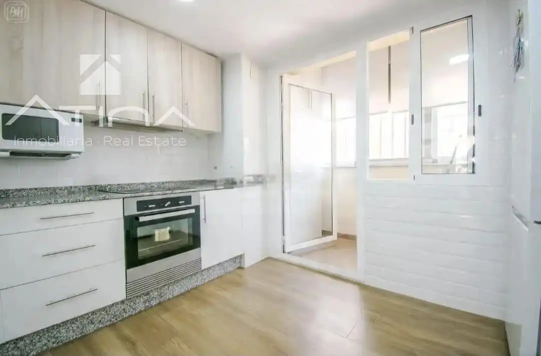Cocina de Planta baja en venta en Gandia con Aire acondicionado, Calefacción y Terraza
