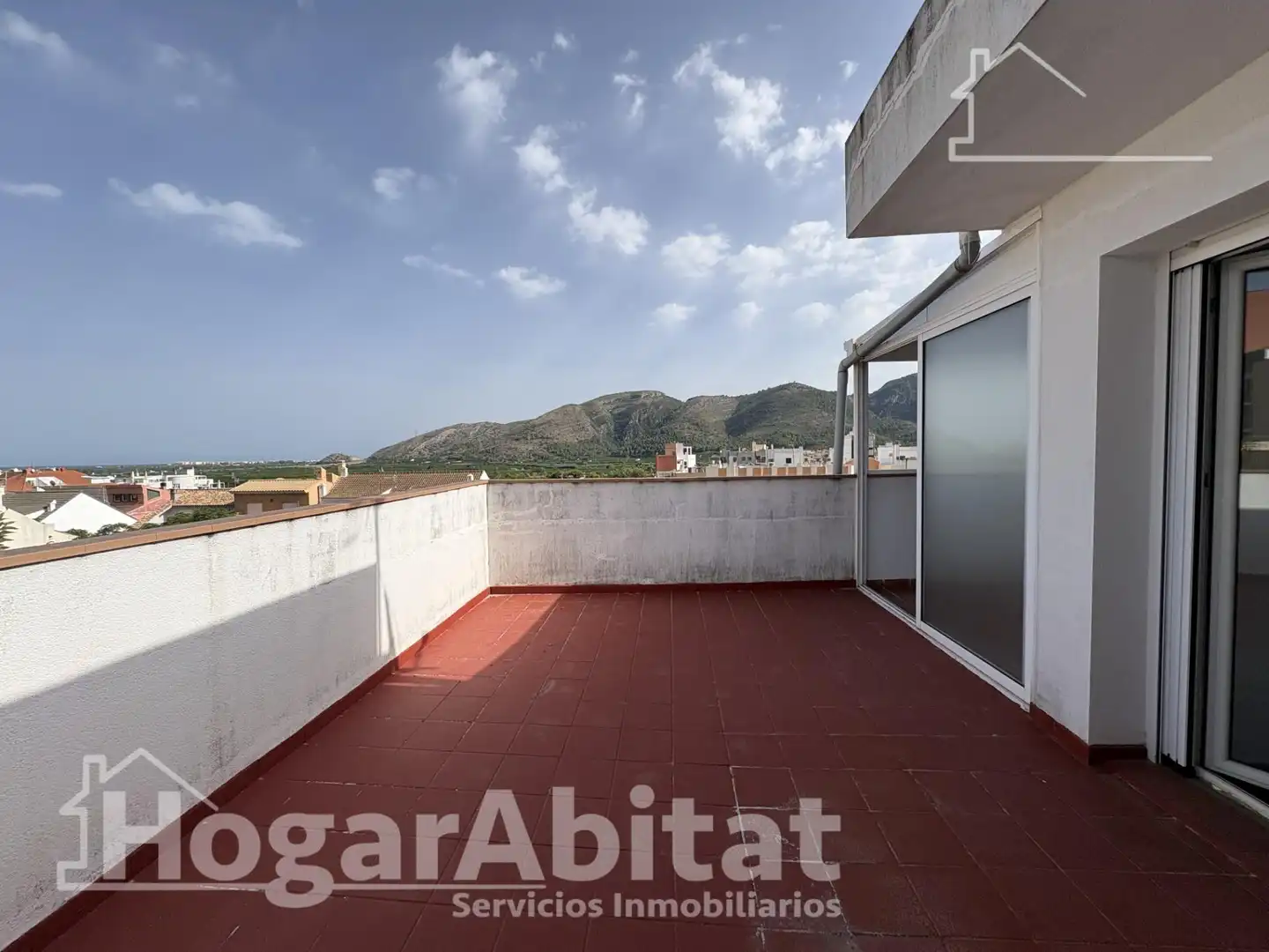 Terrassa de Casa adosada en venda en Tavernes de la Valldigna amb Terrassa i Balcó
