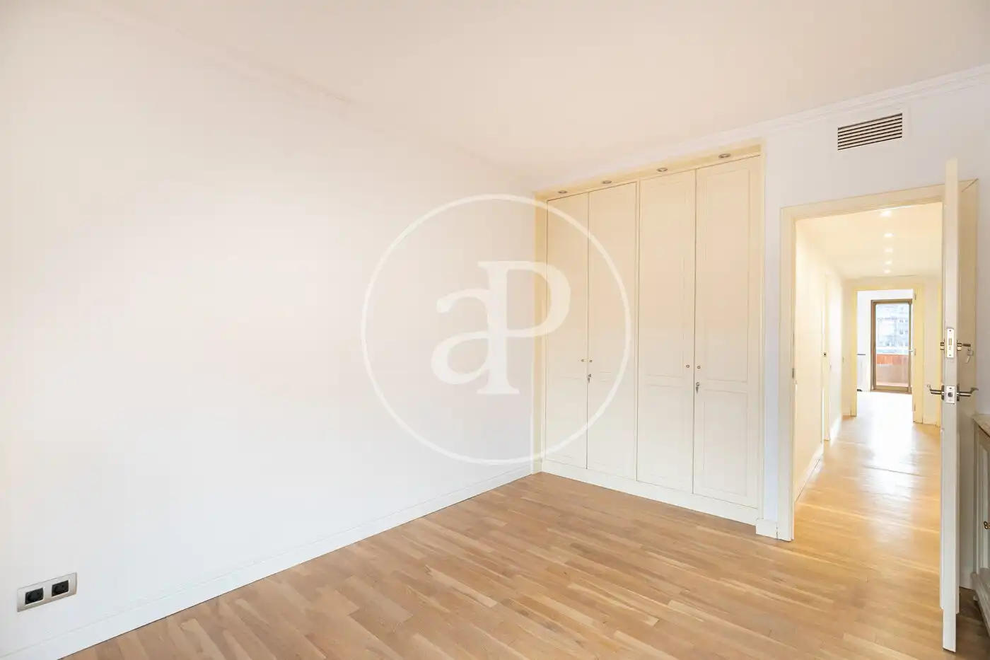 Flat for rent in C. del Capitán Arenas, Sarrià