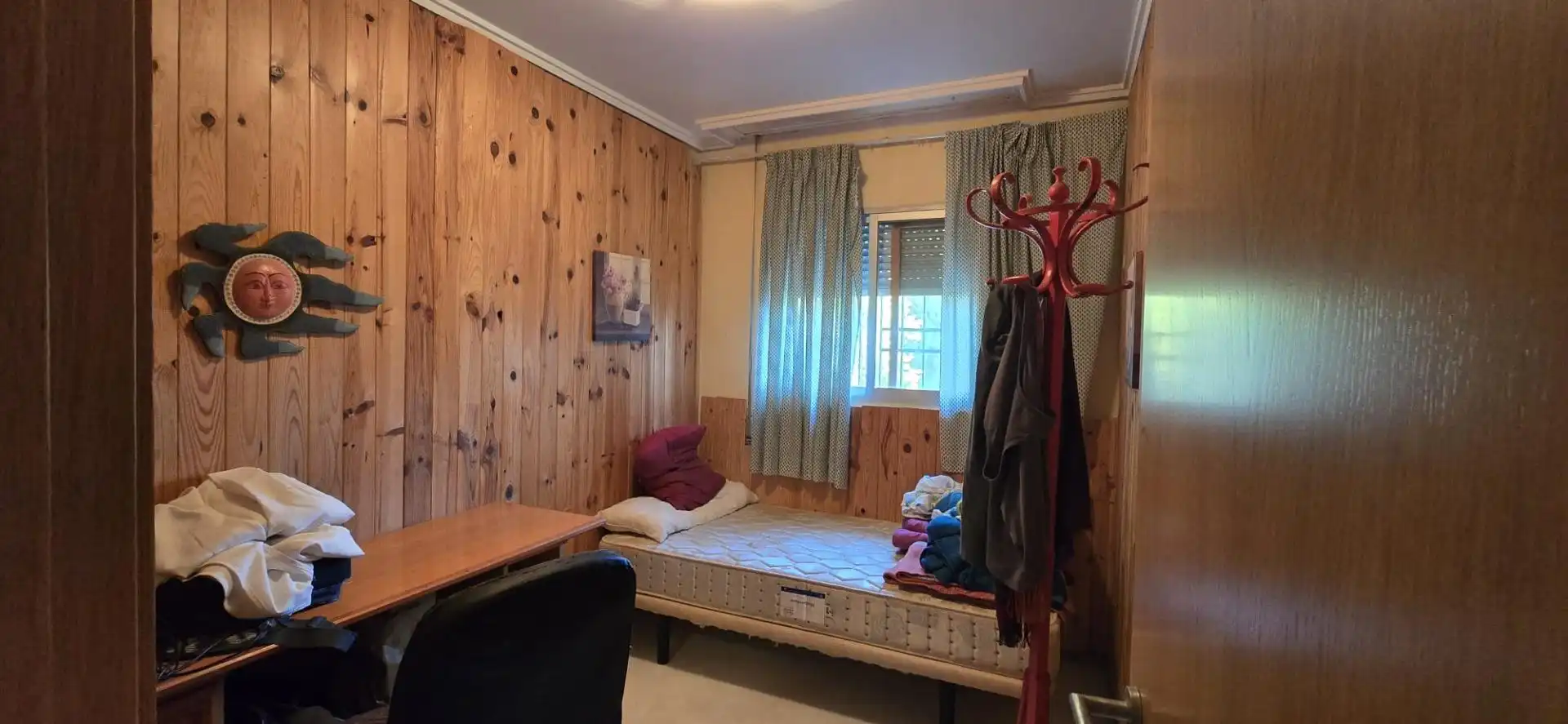 Dormitori de Casa o xalet en venda en Llíria amb Terrassa i Piscina comunitària