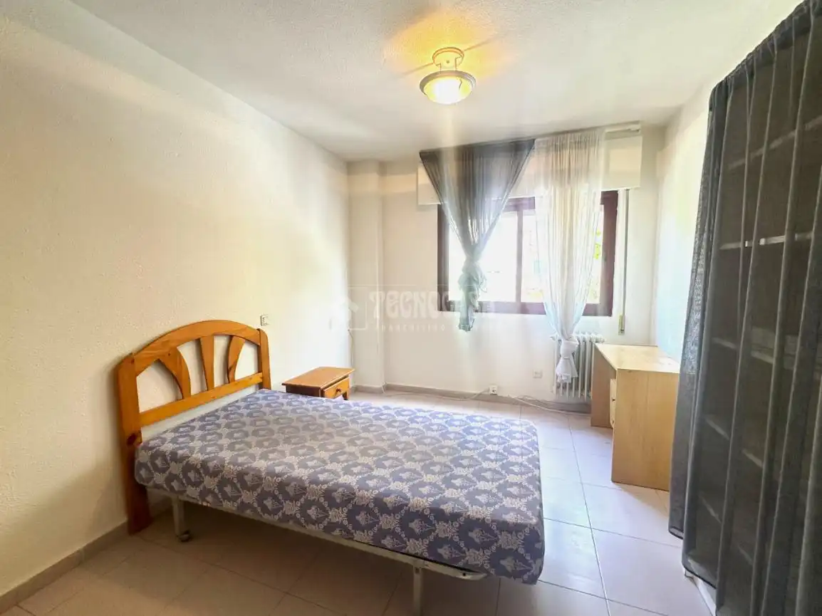 Bedroom of Flat for sale in Móstoles