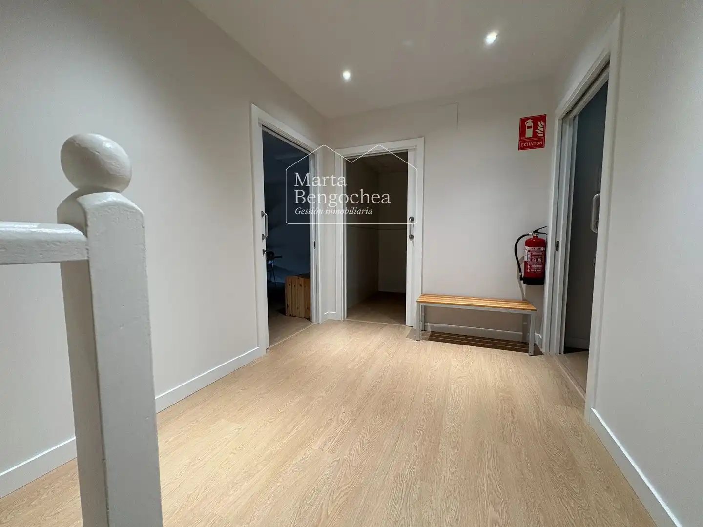 Oficina de lloguer en San Martín 