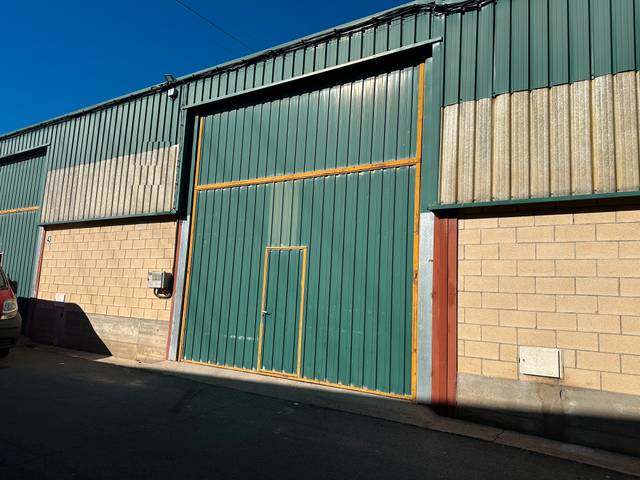 Nave industrial en Venta en Calle Las Cañas en Polígono Cantabria