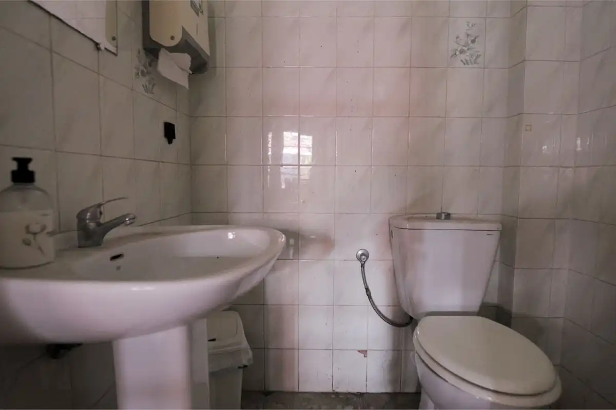 Badezimmer von Geschaftsraum zum Verkauf in Mijas