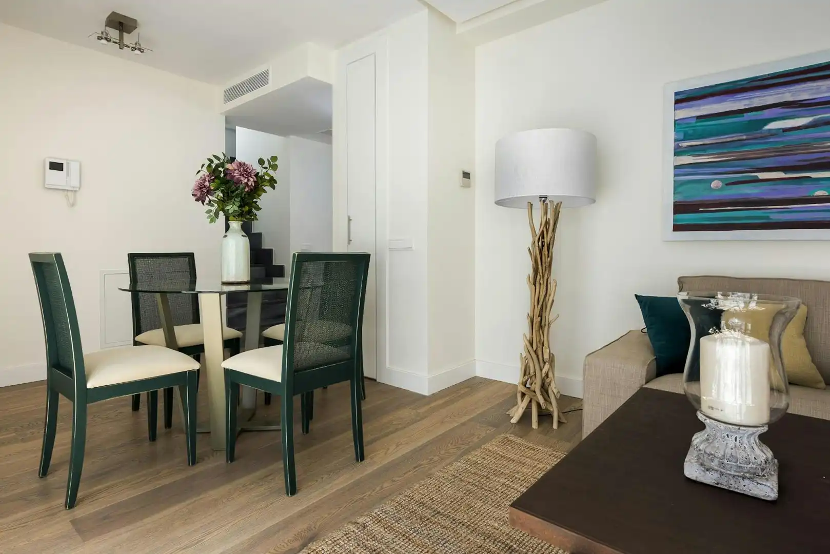 Dining room of Flat for rent in Sevilla  with Air Conditioner, Heating and Washing machine