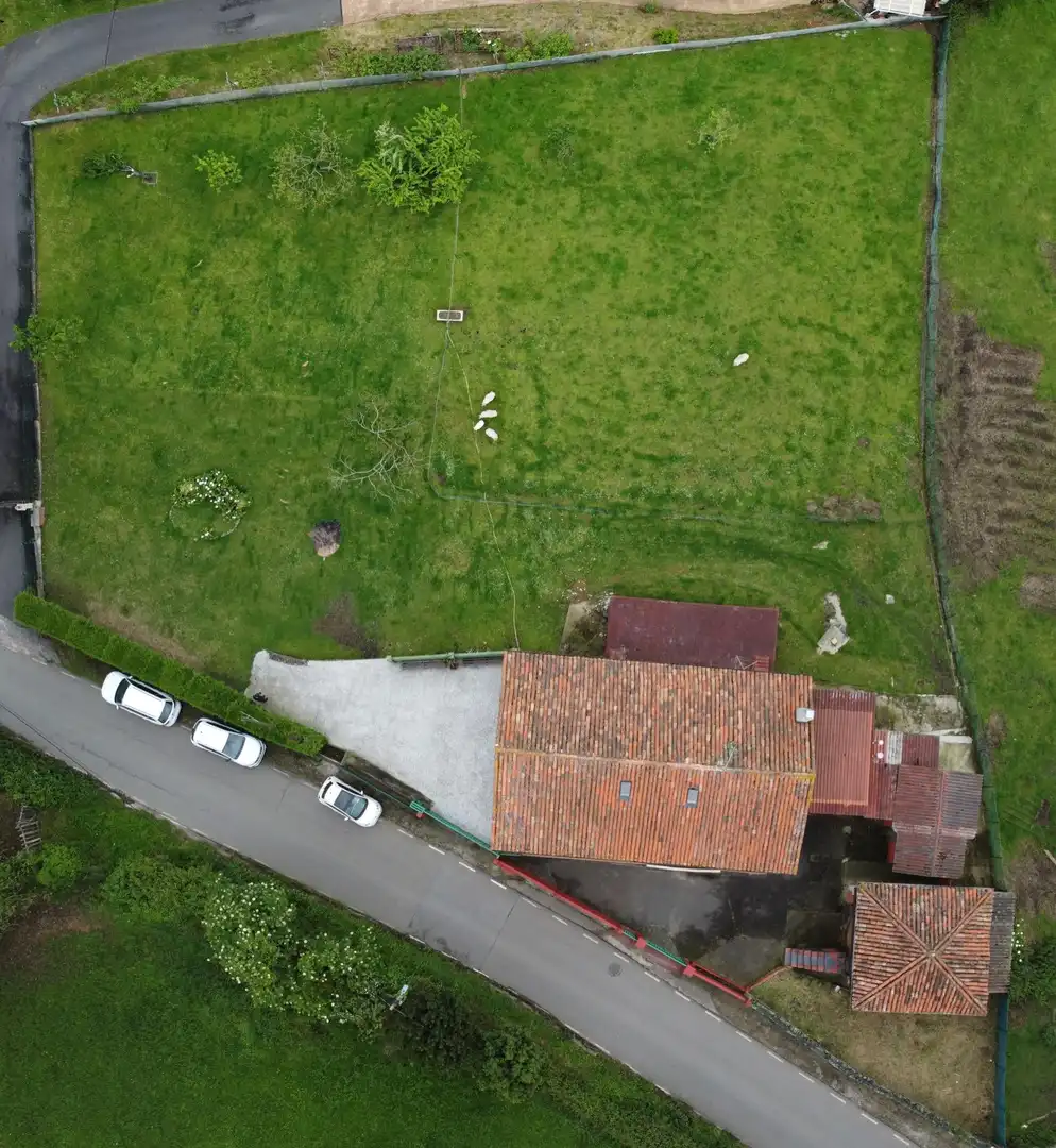 Casa o xalet en venda en Gijón  amb Calefacció, Jardí privat i Traster