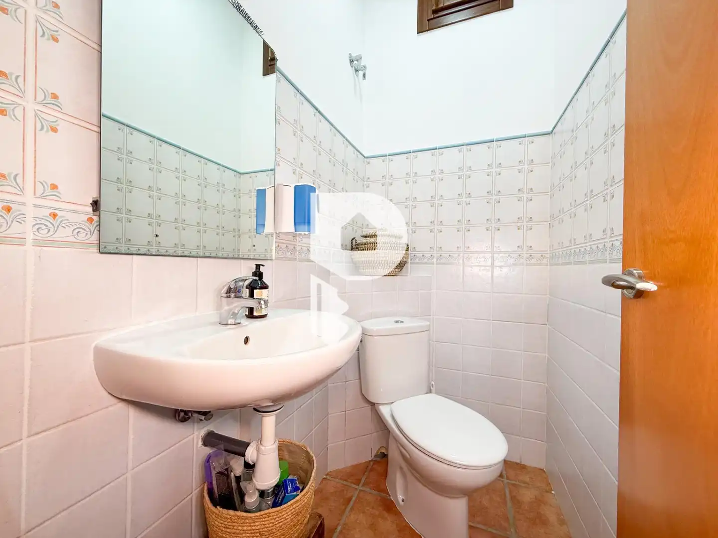 Bathroom of Houses for sale in Rubí  with Private garden, Terrace and Balcony