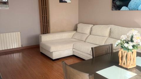 Photo 3 of Flat for sale in Carrer de Porto, Badia del Vallès, Barcelona