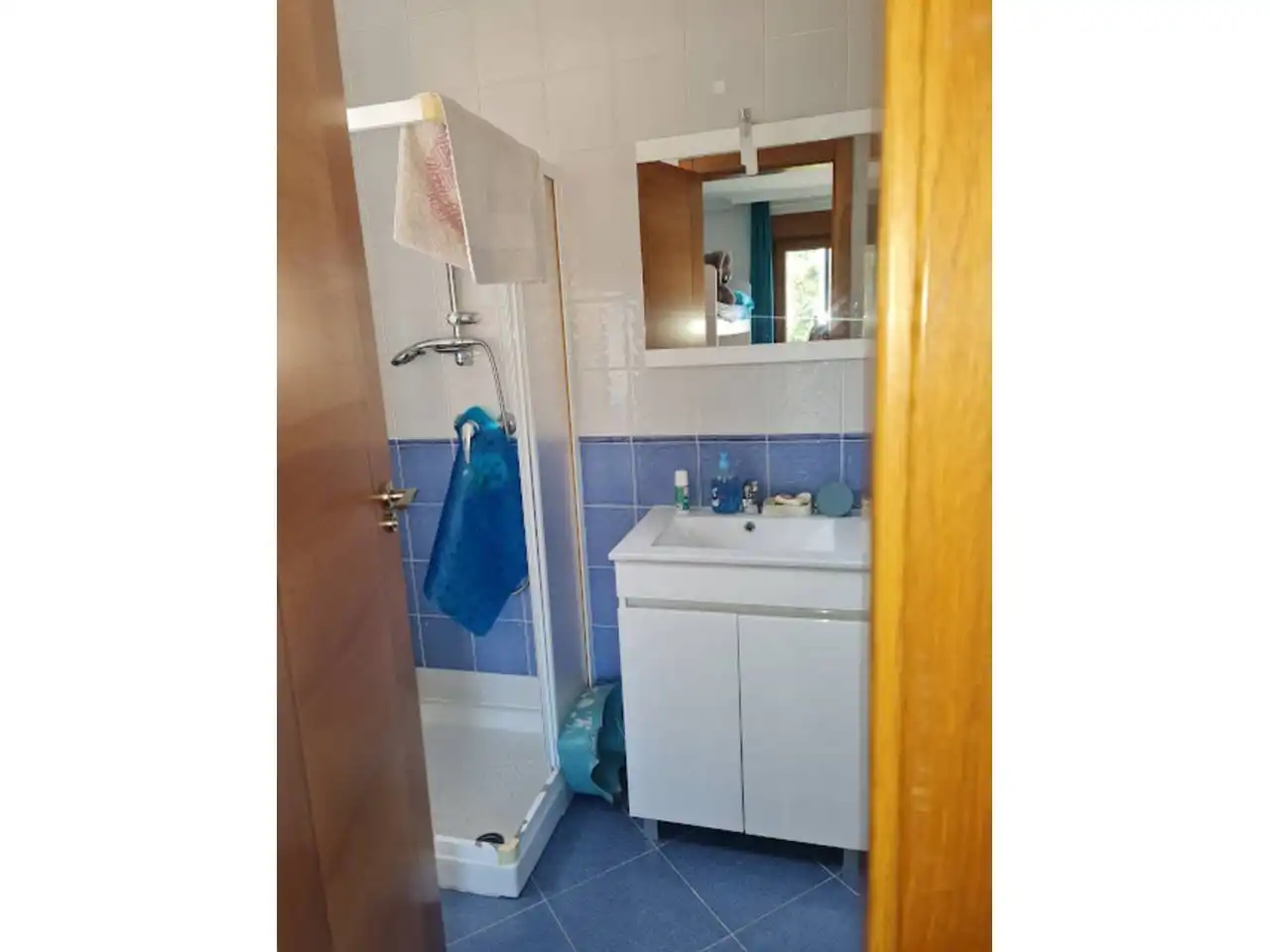 Bany de Casa o xalet en venda en Sanxenxo amb Calefacció, Jardí privat i Parquet