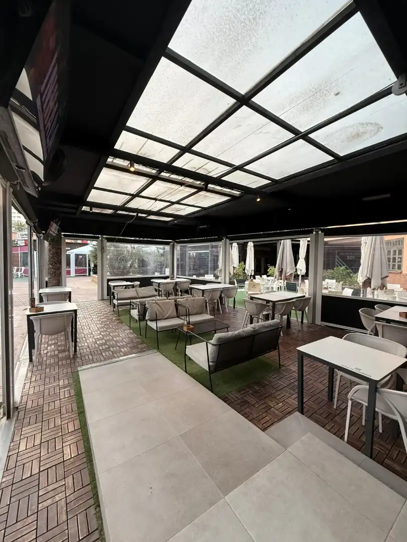 Local comercial en traspaso en Paseo Marítimo 501, imagen 4