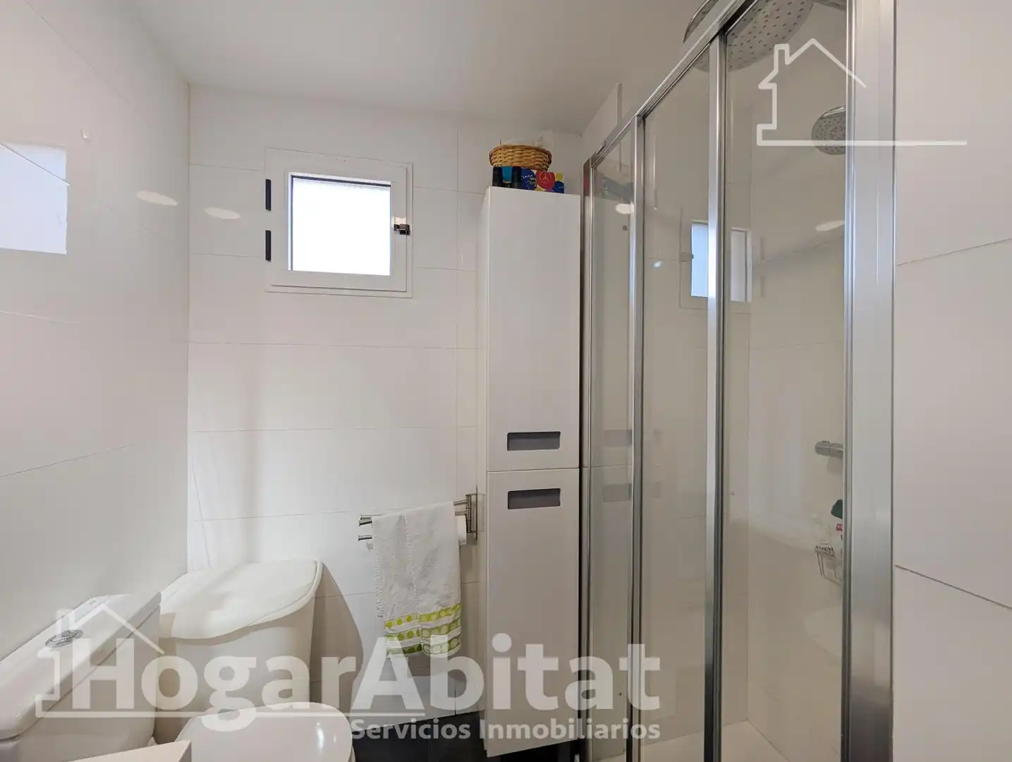 Bathroom of Flat for sale in Elche / Elx  with Air Conditioner, Heating and Parquet flooring