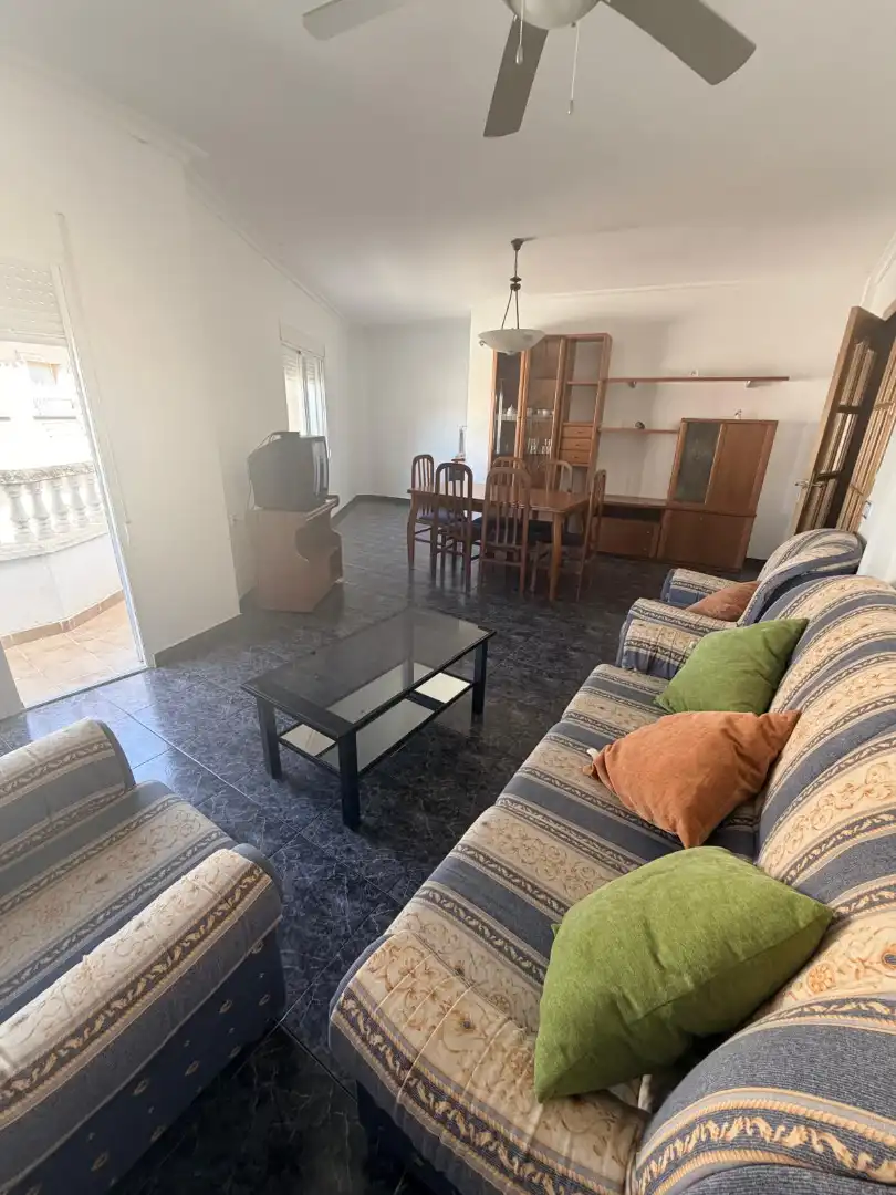 Sala d'estar de Casa o xalet en venda en Casasimarro amb Terrassa, Traster i Moblat