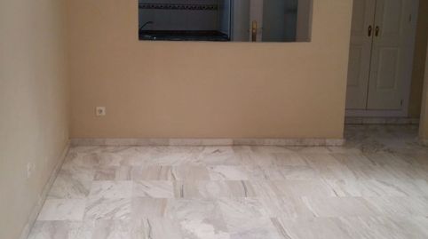Foto 4 de Piso de alquiler en San Vicente, Sevilla Capital