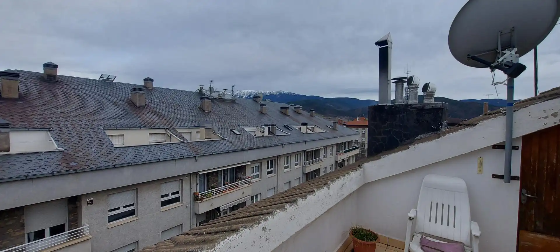 Vista exterior de Dúplex en venta en La Seu d'Urgell con Calefacción