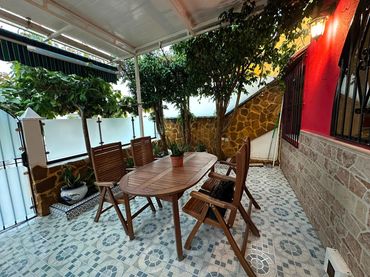Maison avec piscine à vendre à Calle de Helena 772