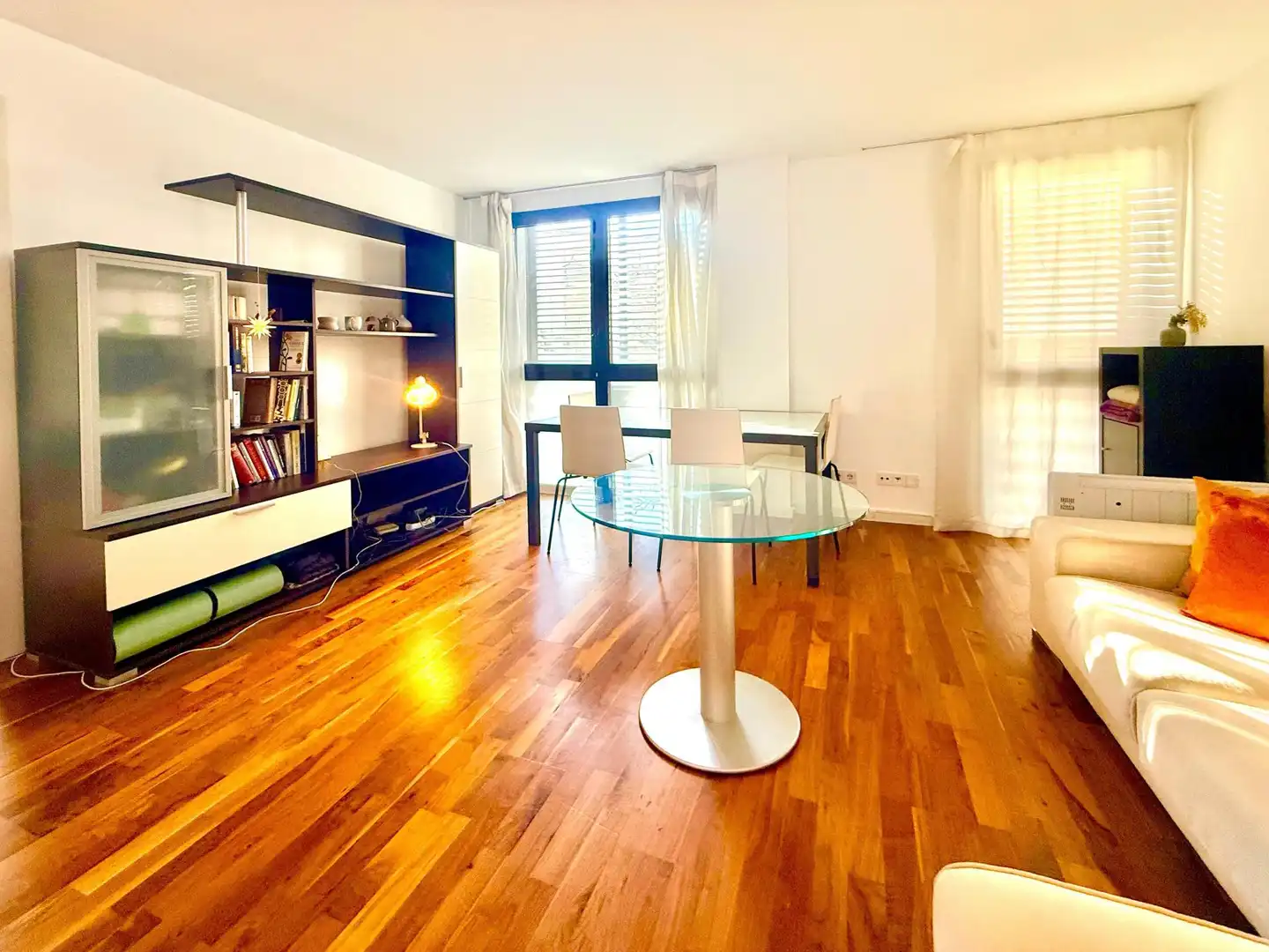 Sala de estar de Piso en venta en Bescanó con Aire acondicionado, Calefacción y Piscina comunitaria