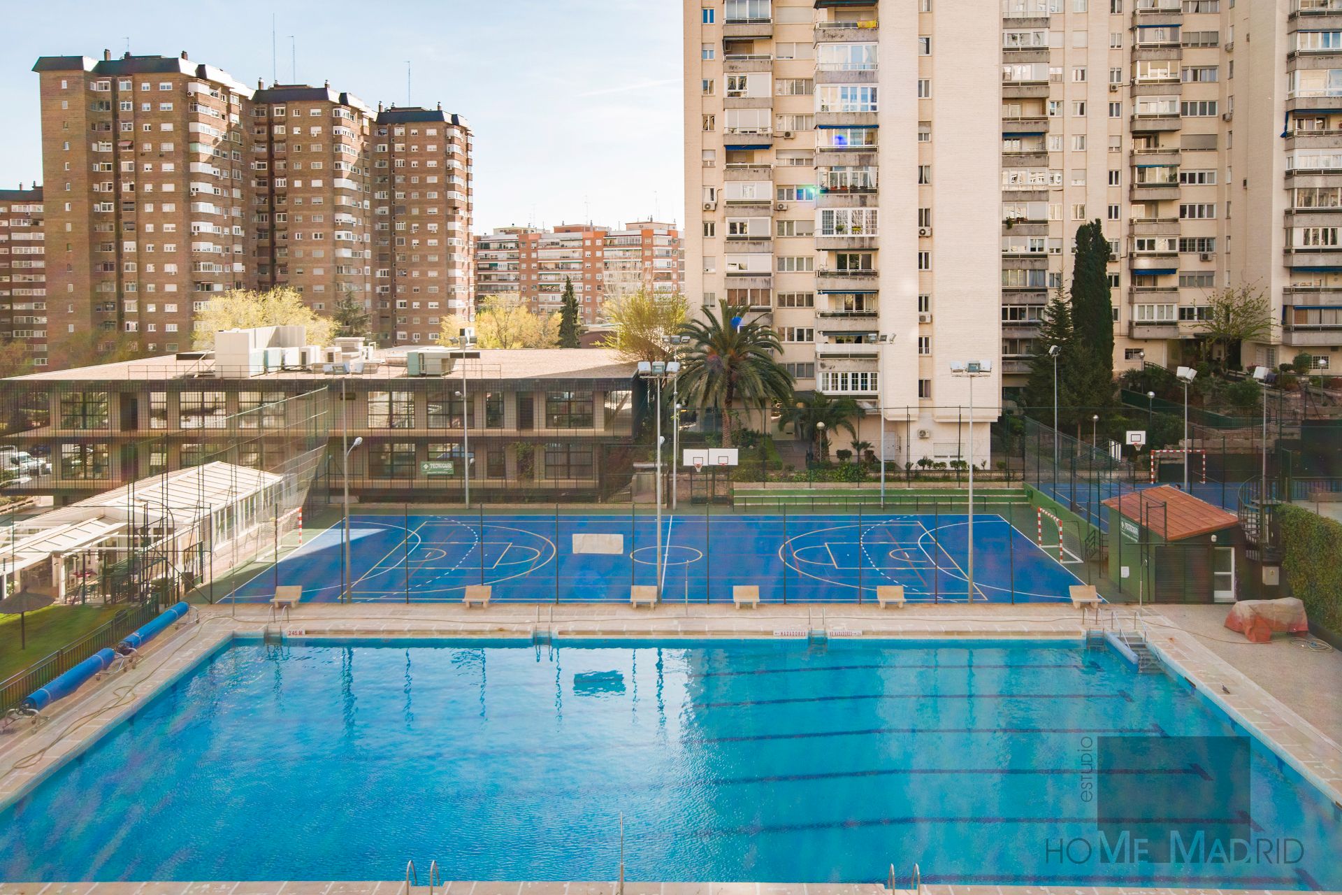 Piscina de Piso en venta en  Madrid Capital con Aire acondicionado, Calefacción y Parquet