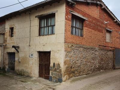 Vista exterior de Casa o xalet en venda en Medina de Pomar