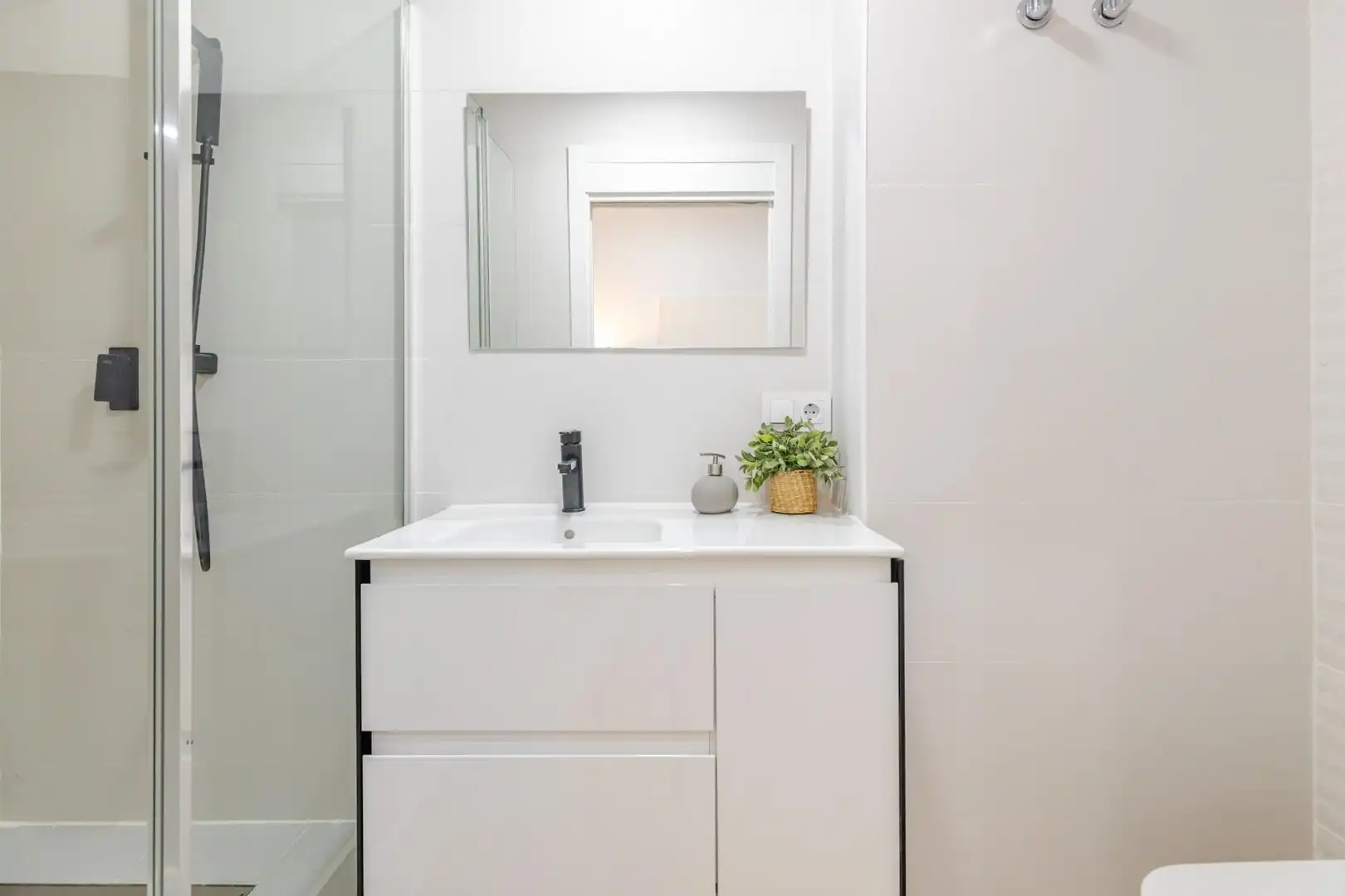 Baño de Planta baja en venta en Bonrepòs i Mirambell con Aire acondicionado