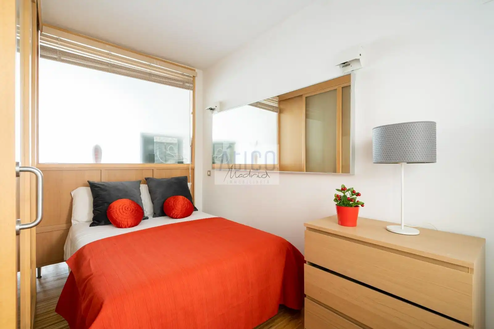 Habitación de Piso de alquiler en Madrid con Aire acondicionado, Calefacción y Terraza