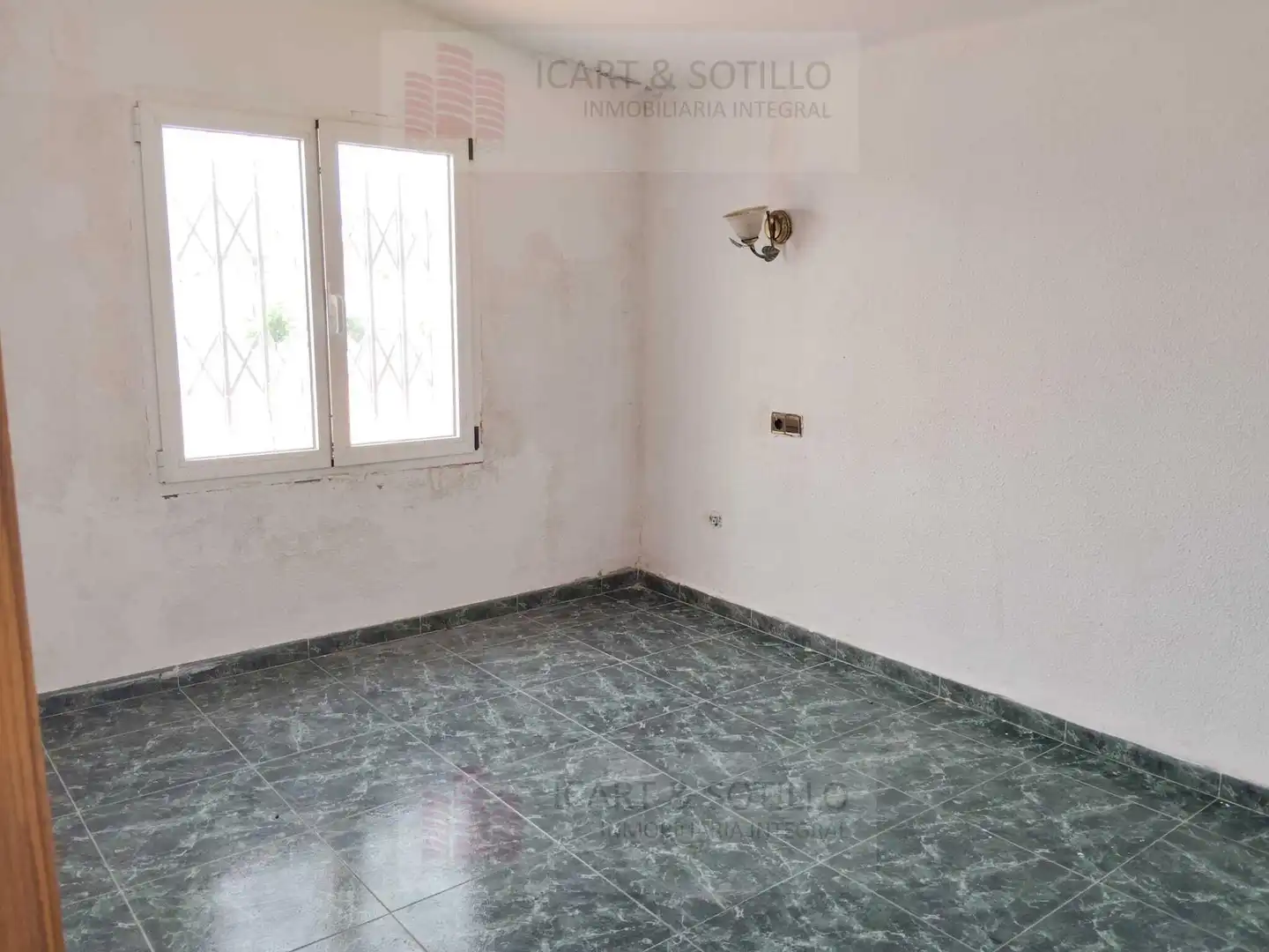 Dormitori de Casa o xalet en venda en Vinaròs amb Aire condicionat, Jardí privat i Terrassa