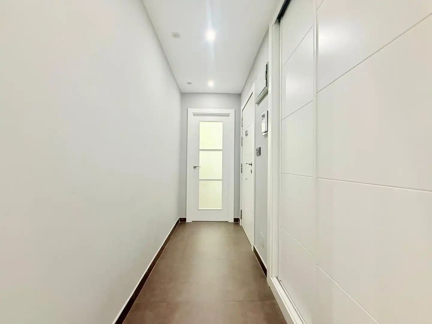 Piso en venta en Vigo  con Calefacción, Trastero y Amueblado