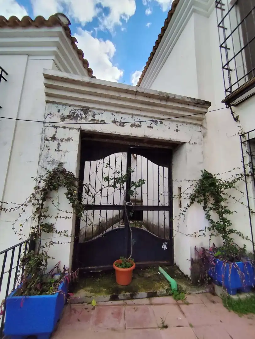 Edificio en venta en Almodóvar del Río con Piscina comunitaria