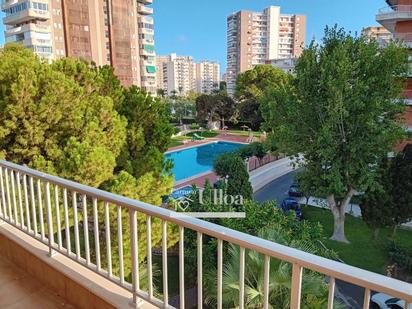 Piscina de Pis en venda en Alicante / Alacant amb Terrassa i Balcó