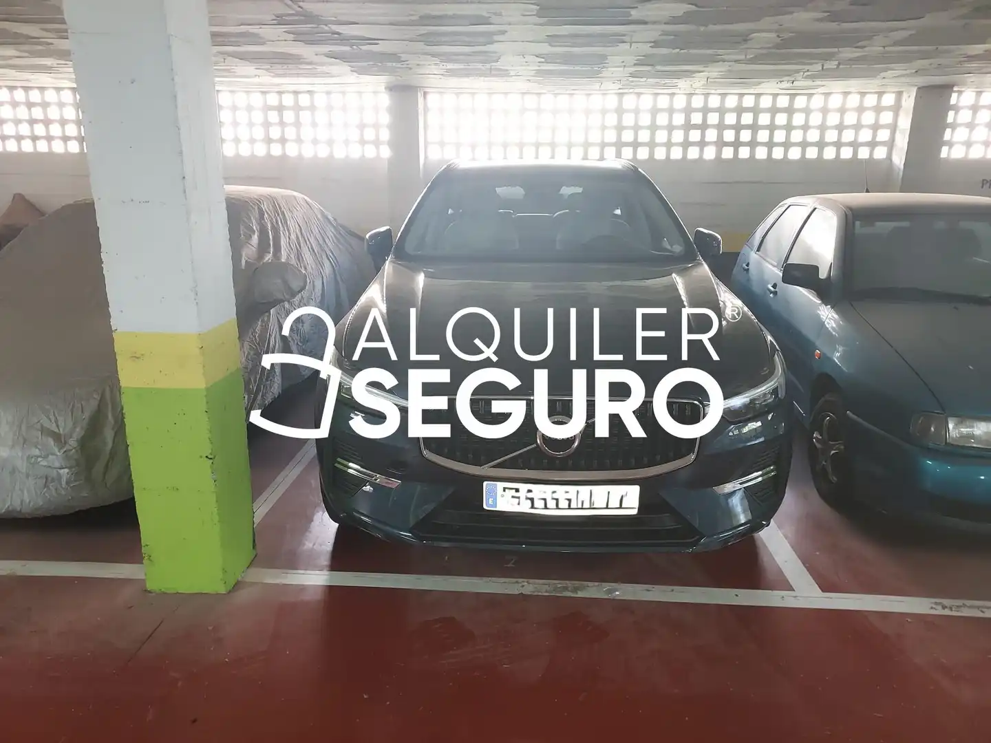 Parking of Attic for rent in Benalmádena  with Terrace, Swimming Pool and Furnished