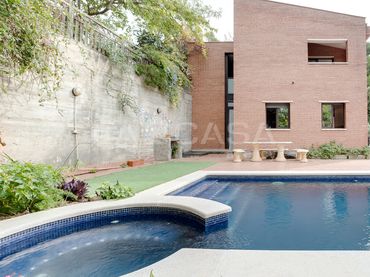 Casa con balcone in vendita a Corbera de Llobregat
