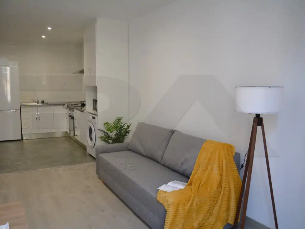 Living room of Flat for share in Tarragona  with Air Conditioner, Furnished and Oven
