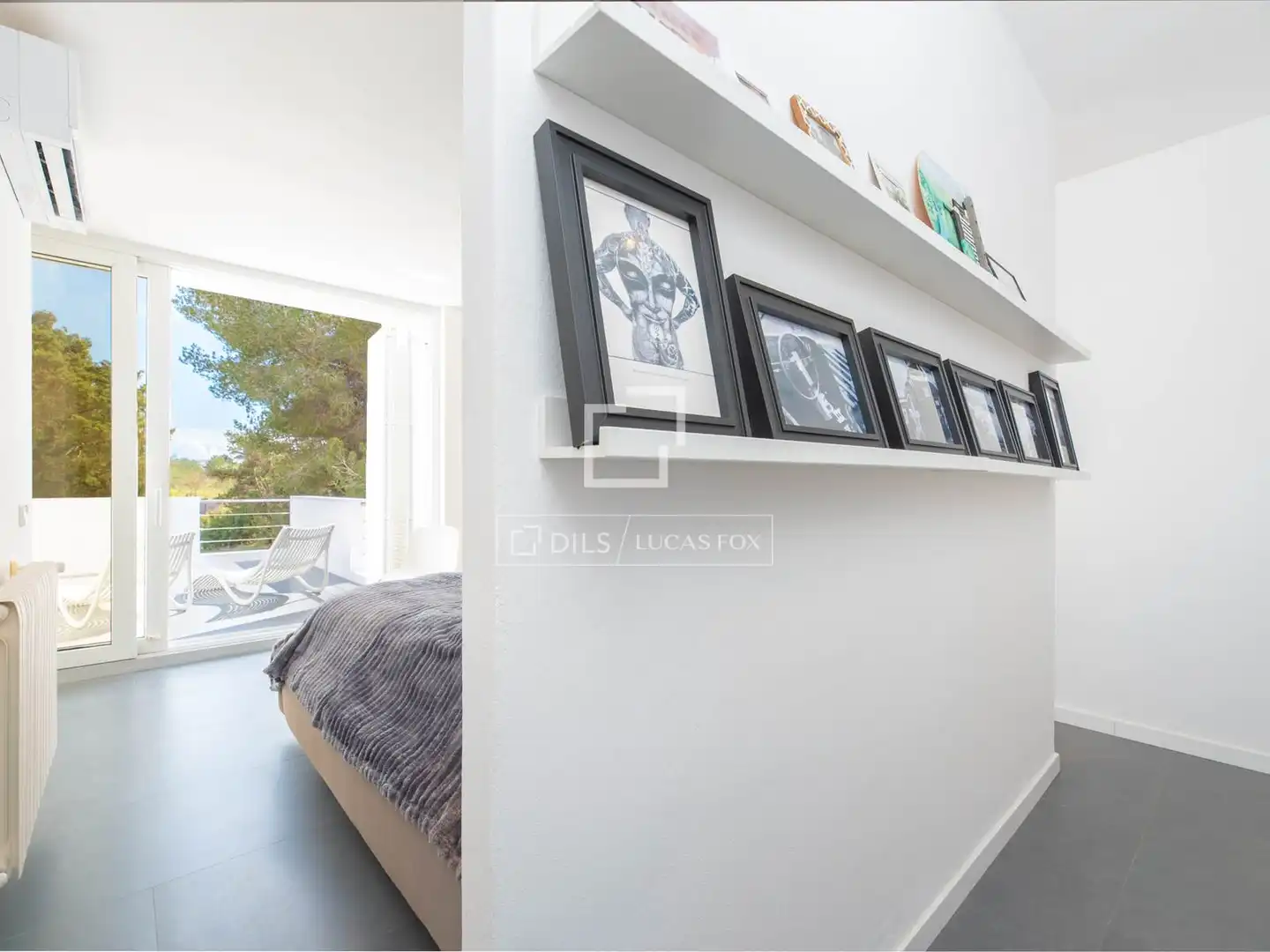 Bedroom of Houses for sale in Santa Eulària des Riu  with Air Conditioner, Heating and Terrace