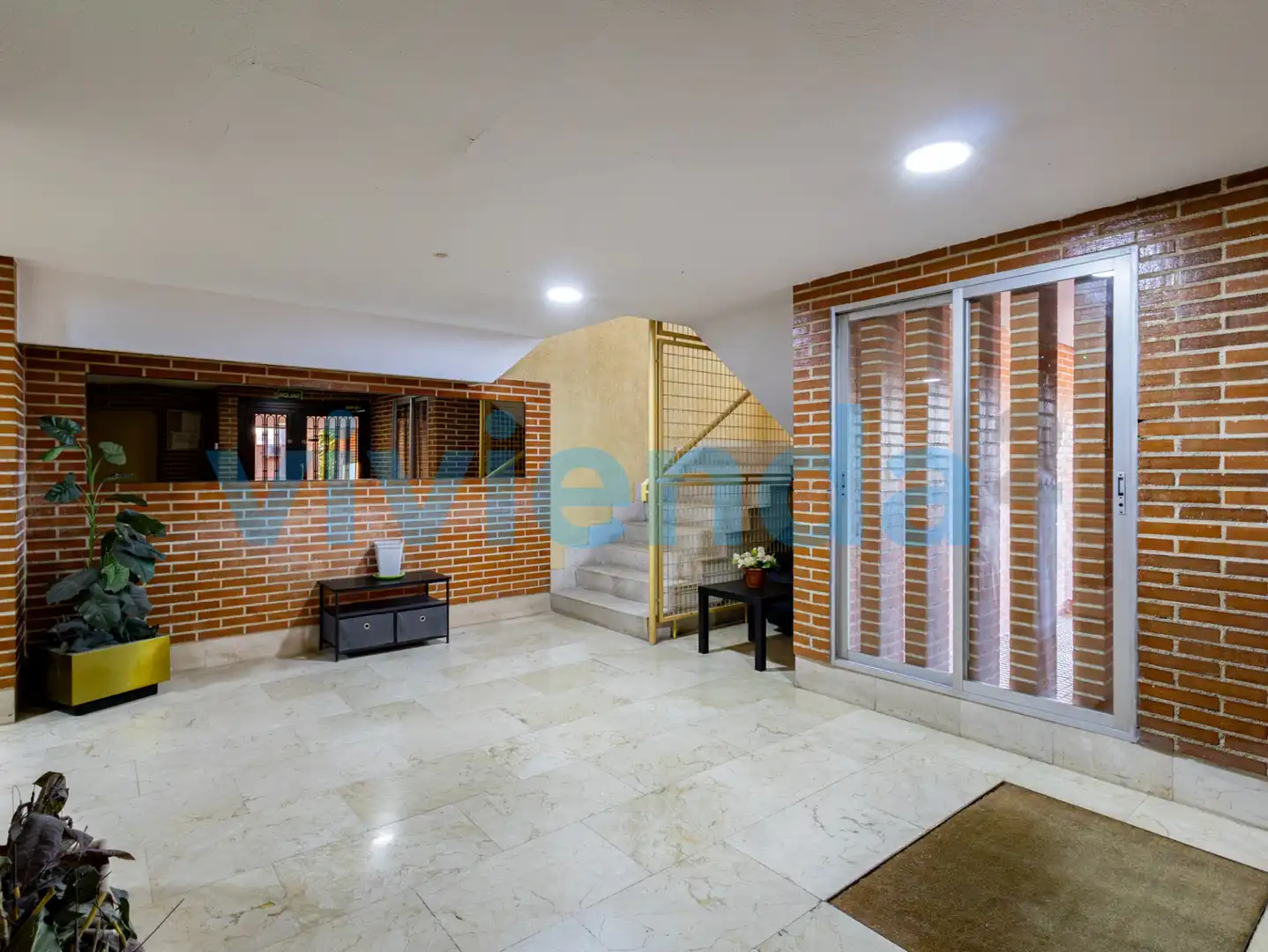 Piso en venta en Madrid con Calefacción y Balcón