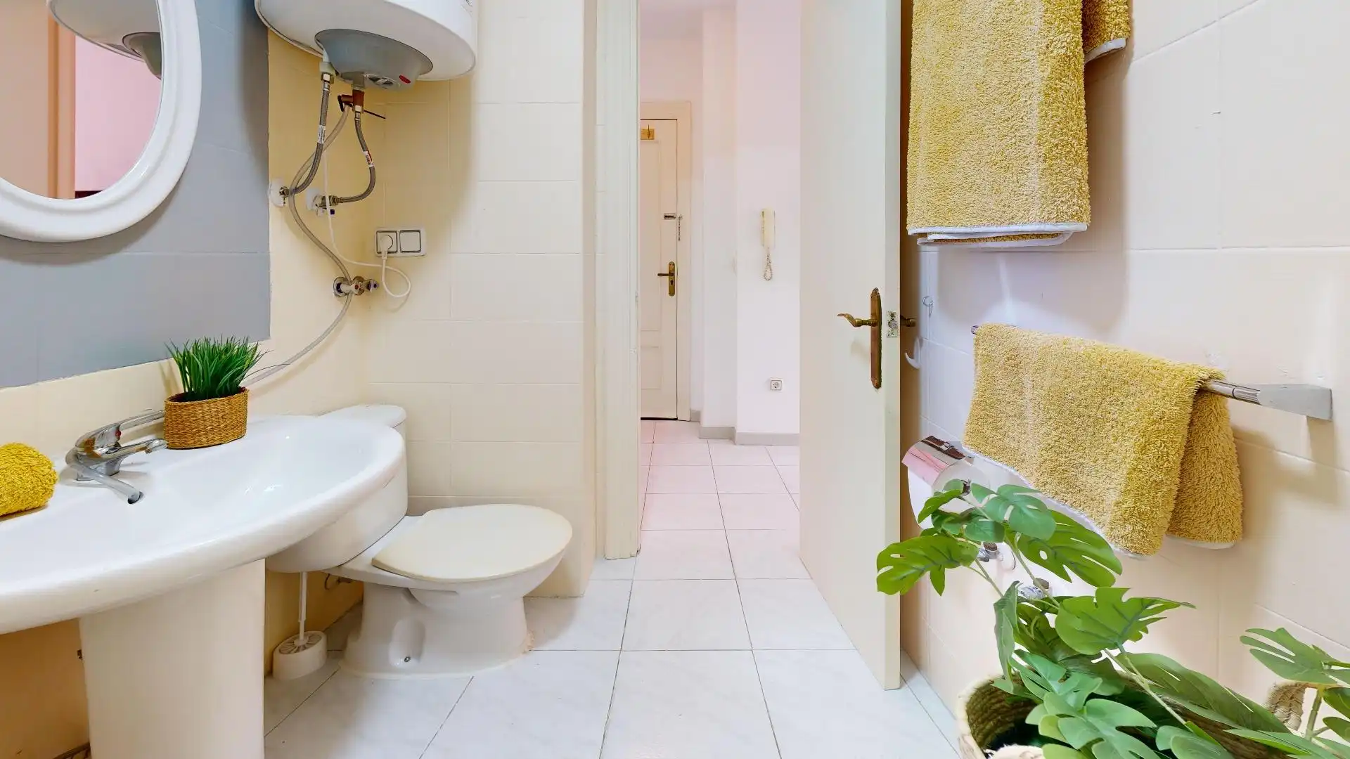 Bathroom of Study for sale in Torrevieja